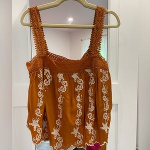 Show Me Your MuMu rust colored Hannah tank. NWT